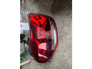 desna stop lampa za Dacia Sandero od 2020. do 2024. god.