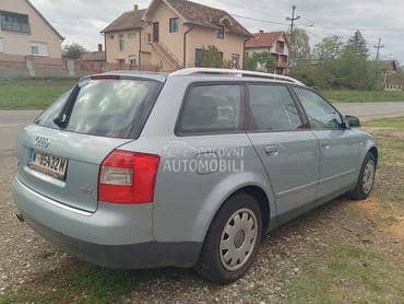 Audi A4 alt 2003. god. -  kompletan auto u delovima