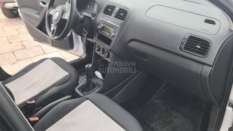 Volkswagen Polo 1.6tdi VLAS NIK