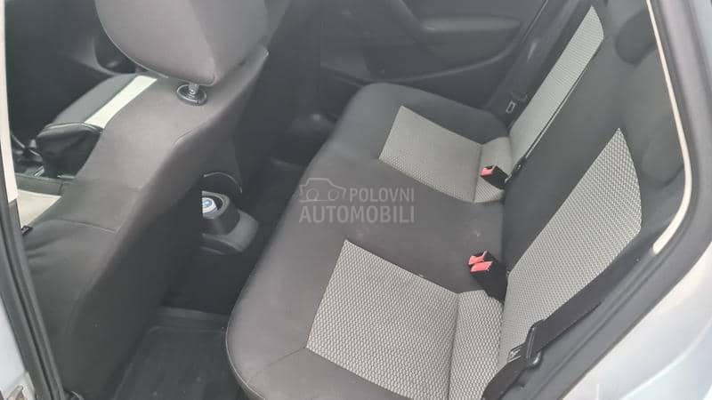 Volkswagen Polo 1.6tdi VLAS NIK