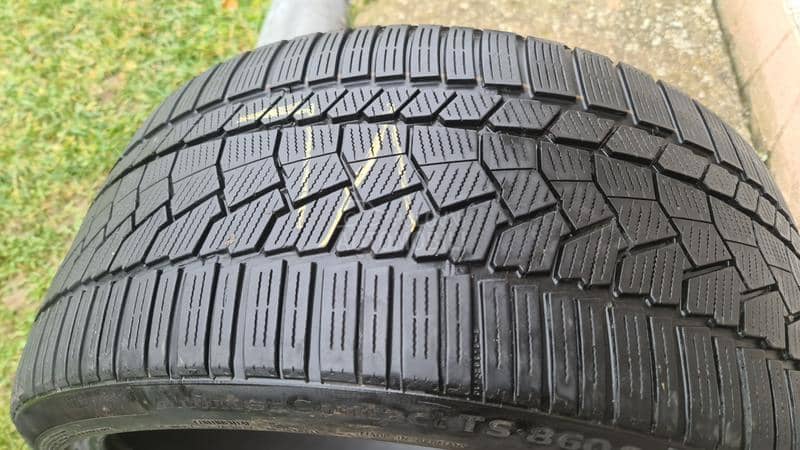 Continental 285/30 R21 Zimska