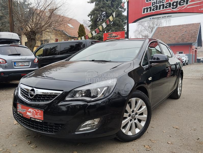 Opel Astra J 