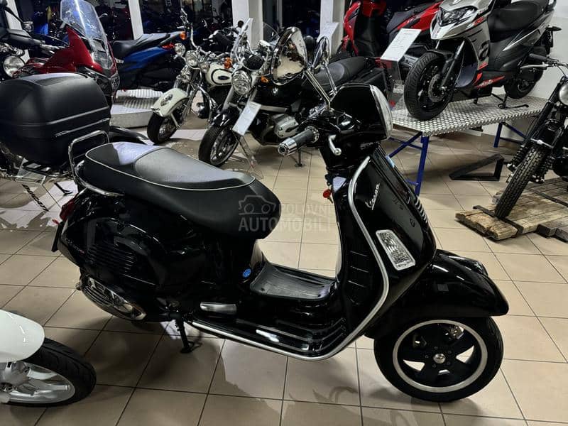 Vespa GTS 125 SUPER