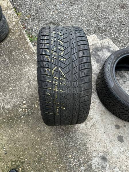 Pirelli 295/40 R20 Zimska