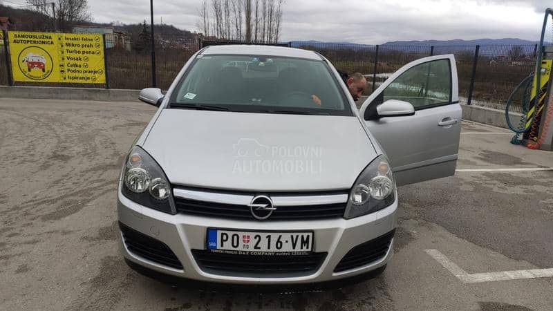 Opel Astra H 