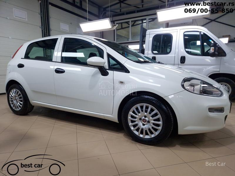 Fiat Grande Punto 4 Sedista N1