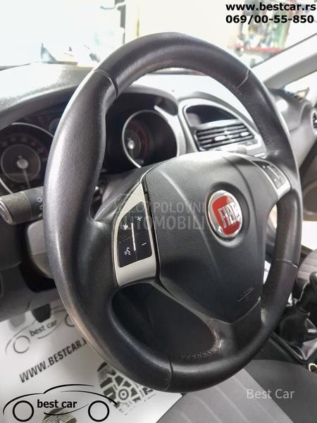 Fiat Grande Punto 4 Sedista N1