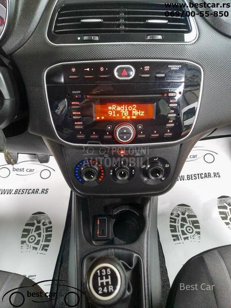 Fiat Grande Punto 4 Sedista N1