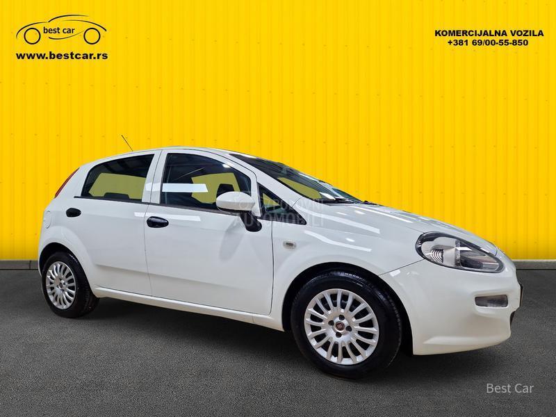 Fiat Grande Punto 4 Sedista N1