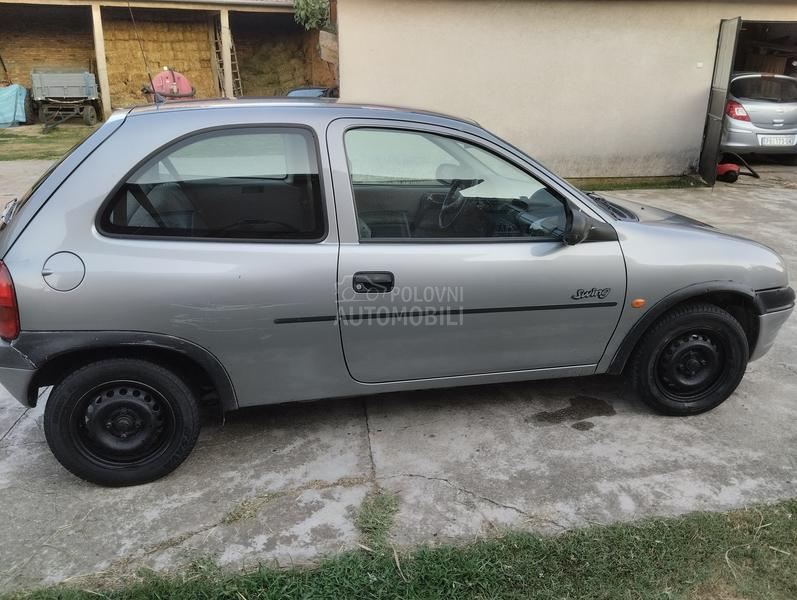 Opel Corsa B 