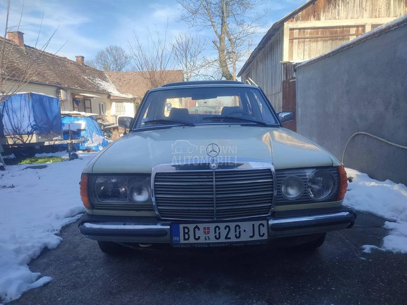 Mercedes Benz W123 200D