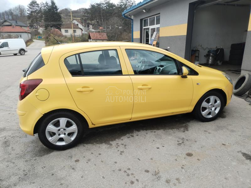 Opel Corsa D 