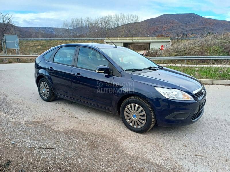 Ford Focus 1.6i CH