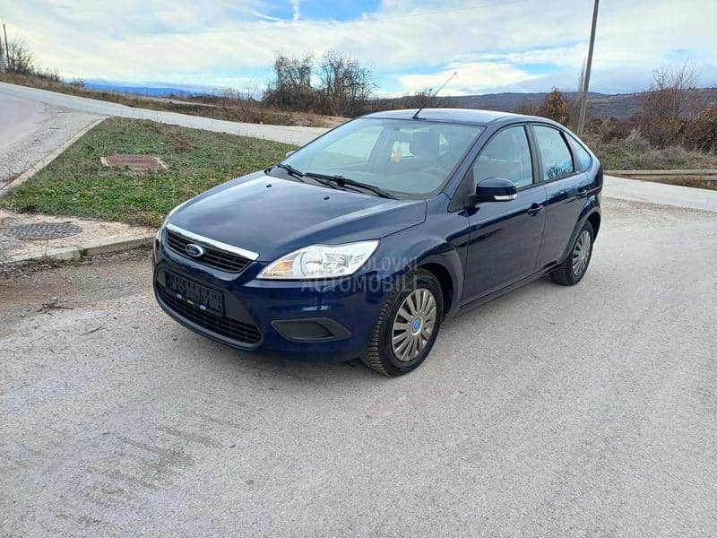 Ford Focus 1.6i CH