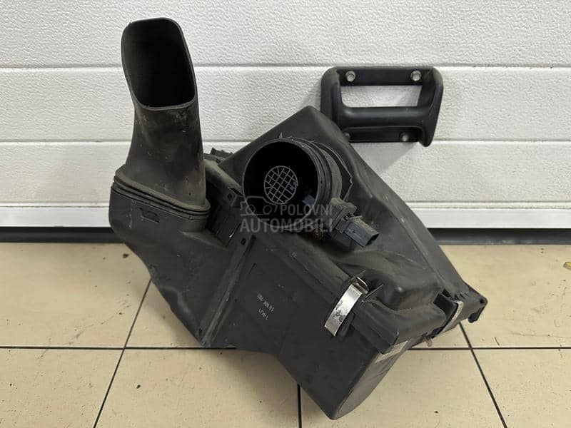 KUCISTE FILTERA VAZDUHA E90