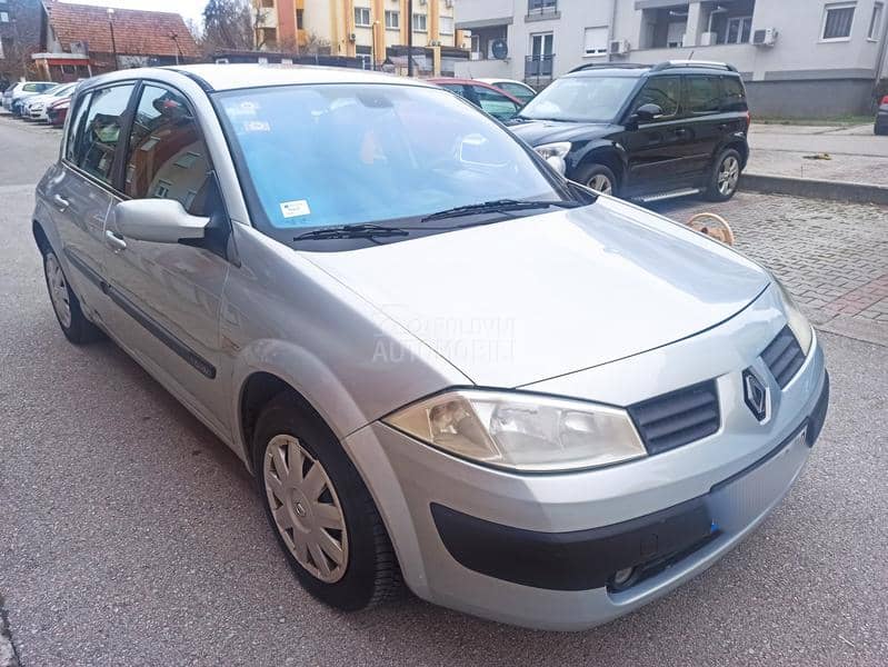 Renault Megane 1.6 5v / DUG0 REG