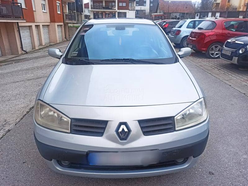 Renault Megane 1.6 5v / DUG0 REG