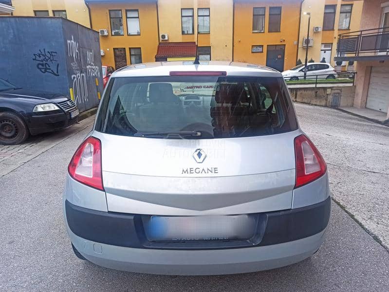 Renault Megane 1.6 5v / DUG0 REG