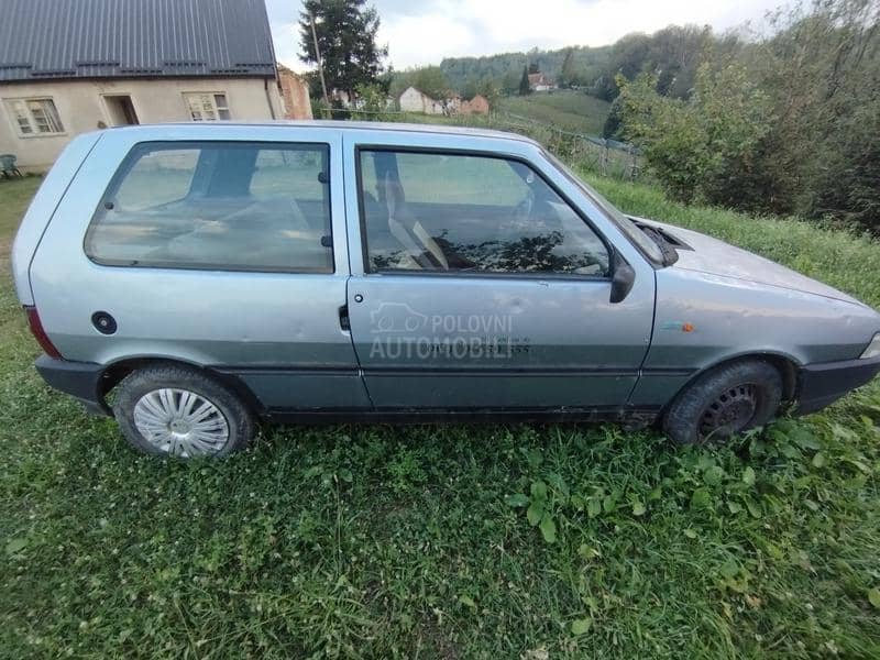 Fiat Uno 