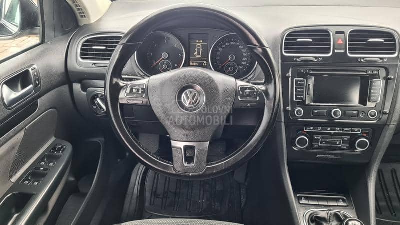 Volkswagen Golf 6 1.6TDI  BLUEMOTION