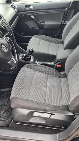 Volkswagen Golf 6 1.6TDI  BLUEMOTION