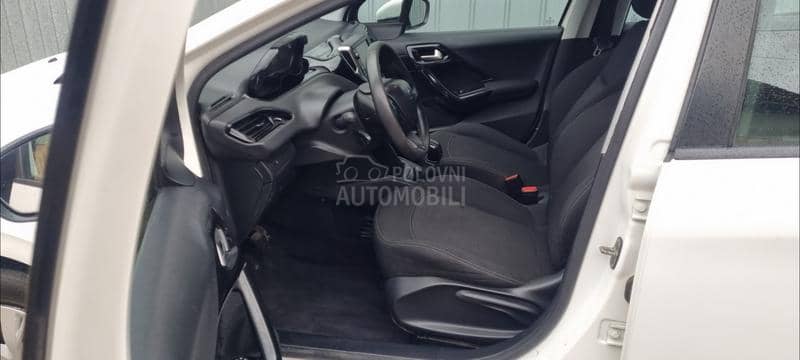 Peugeot 208 1.6 HDI