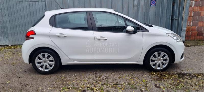 Peugeot 208 1.6 HDI