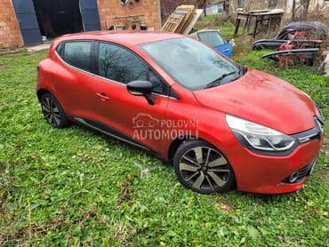 Renault Clio -  kompletan auto u delovima