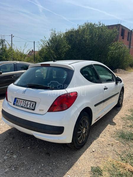 Peugeot 207 1.4 HDI