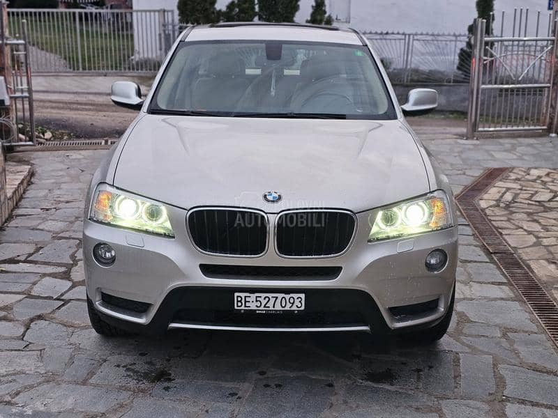 BMW X3 2.0i XdrivePanoCH