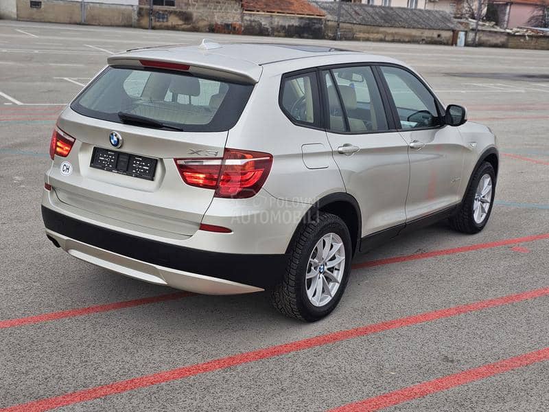 BMW X3 2.0i XdrivePanoCH