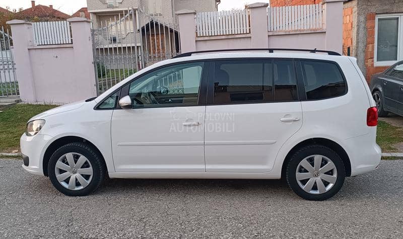 Volkswagen Touran 