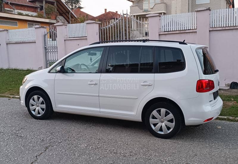 Volkswagen Touran 