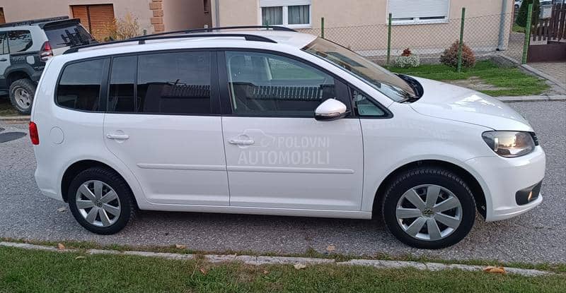 Volkswagen Touran 