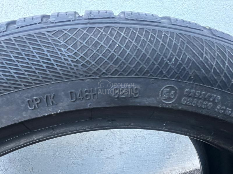 Continental 215/50 R18 Zimska