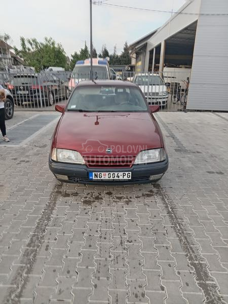 Opel Omega 