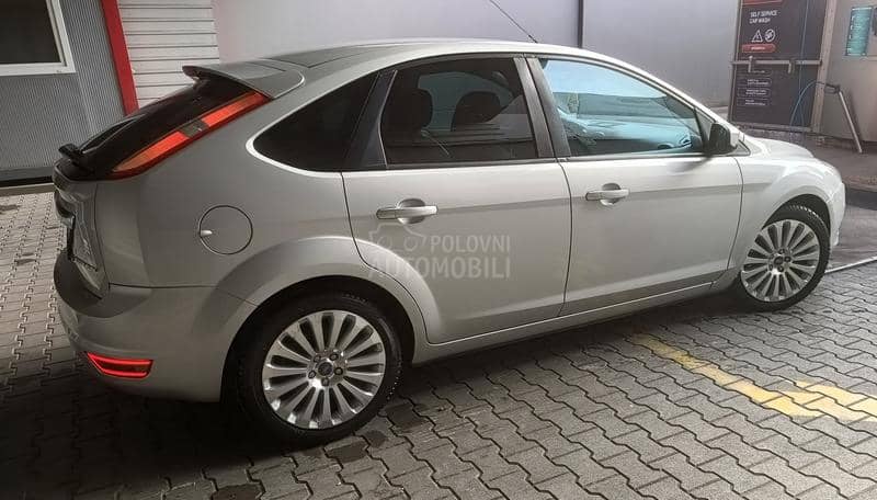 Ford Focus TITANIUM