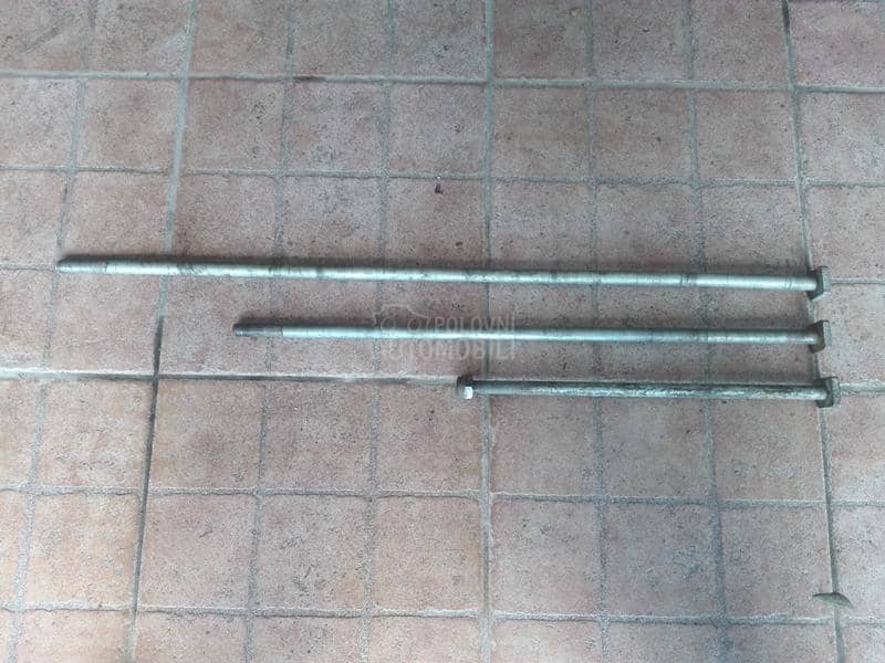 imt 506.freza.navojne sipke i alat. beograd