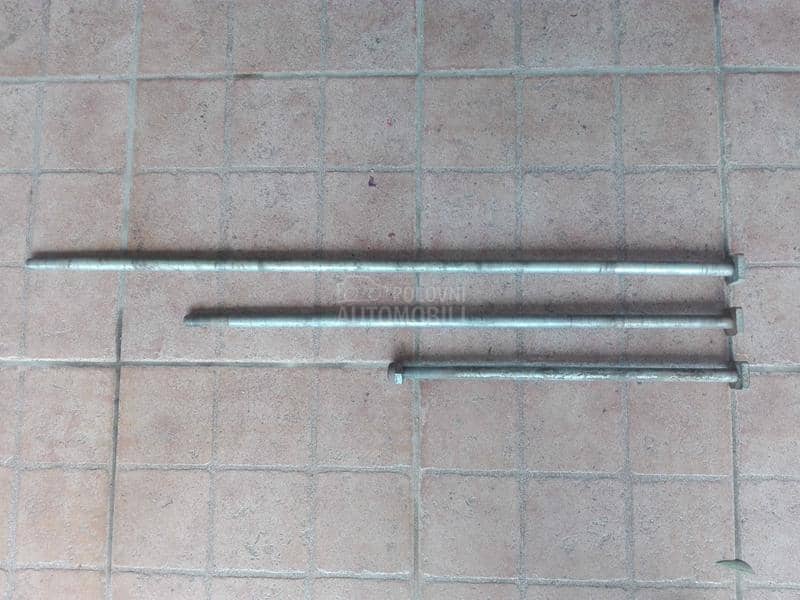 imt 506.freza.navojne sipke i alat. beograd