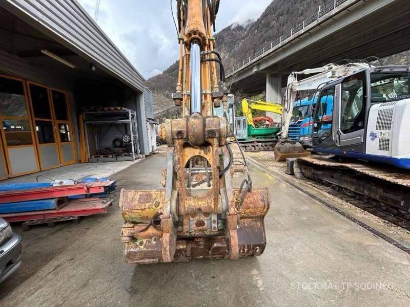 Liebherr R904HDSL