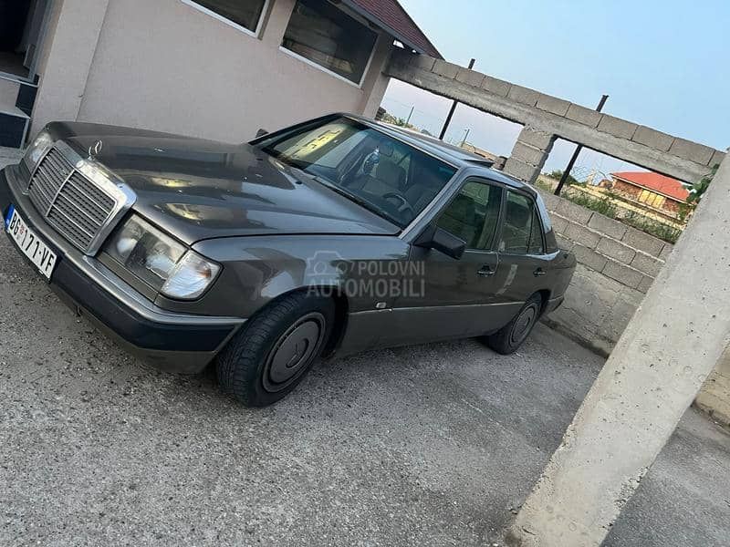 Mercedes Benz W124 