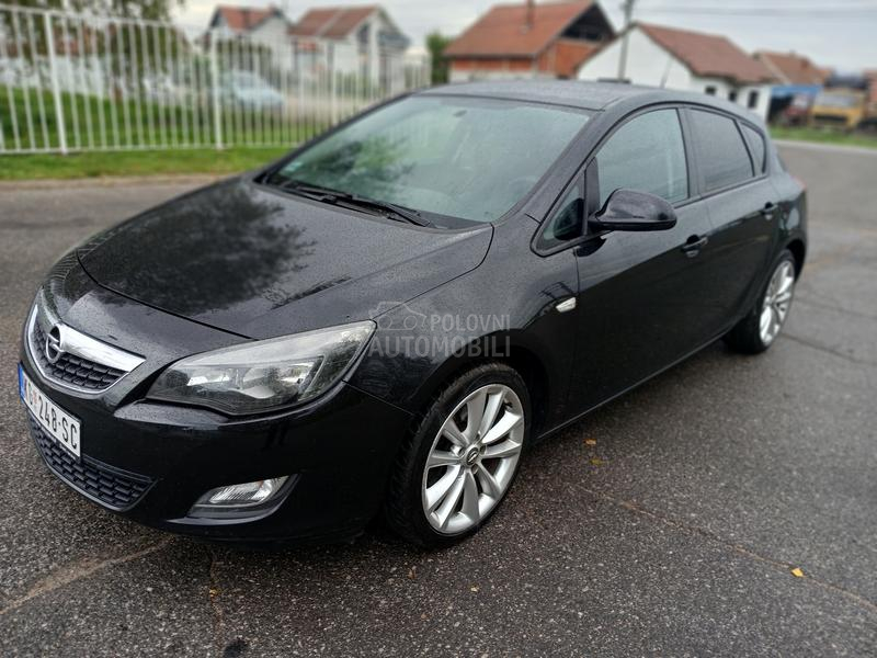 Opel Astra J 1.7.cdti