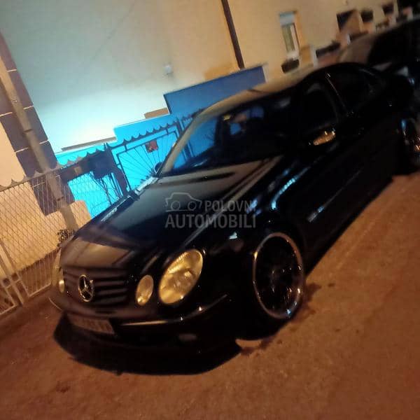 Mercedes Benz E 200 