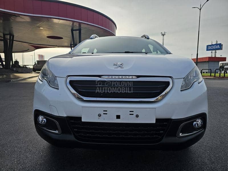 Peugeot 2008 1.2 vti