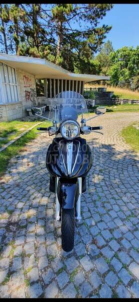 Piaggio Beverly Cruiser
