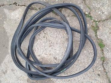 KEDERI PREDNJIH VRATA za Fiat 500 od 2007. do 2019. god.