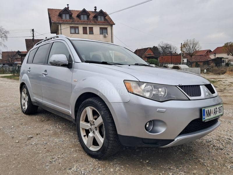 Mitsubishi Outlander 2. 0 d