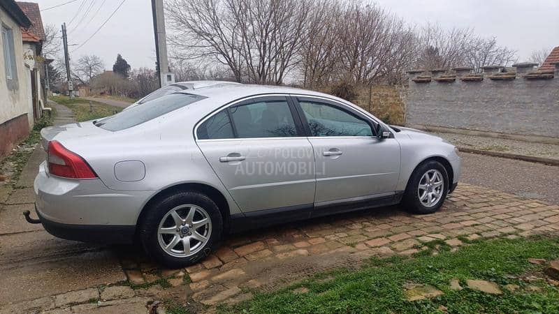 Volvo S80 D5