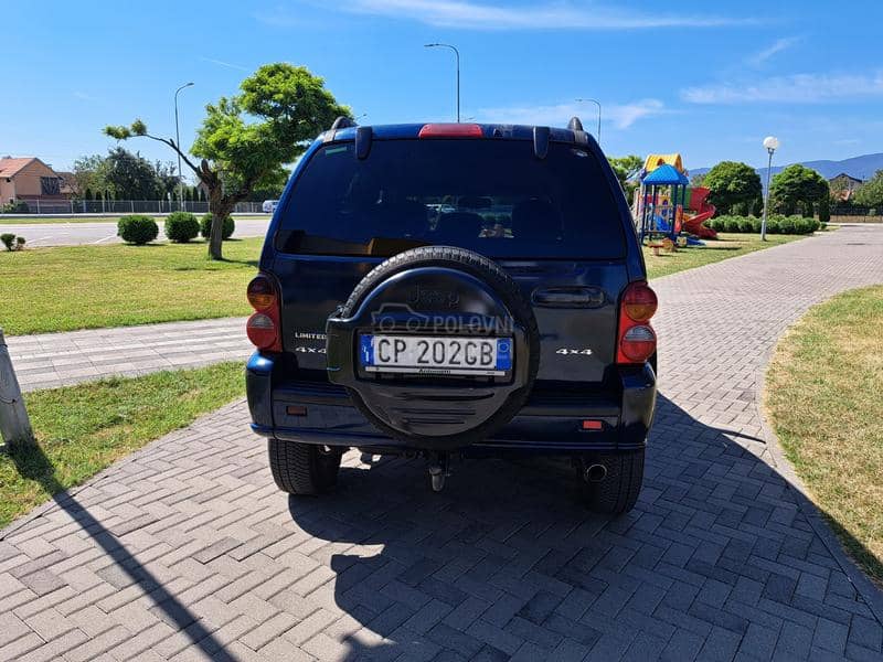 Jeep Liberty 2.8 CRDI Limit Edit