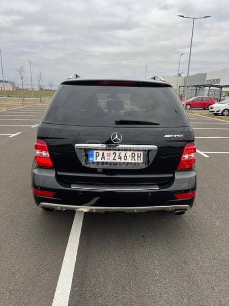 Mercedes Benz ML 320 